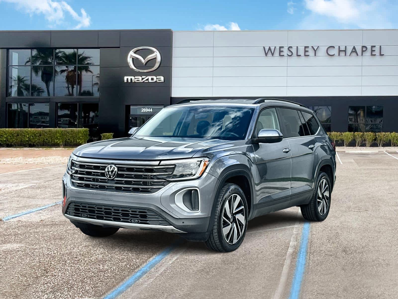 2024 Volkswagen Atlas 2.0T SE w/Technology