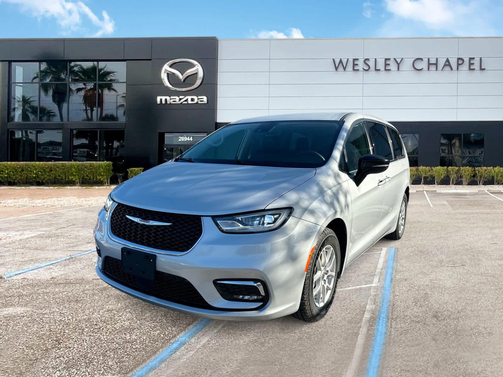 2024 Chrysler Pacifica Touring L