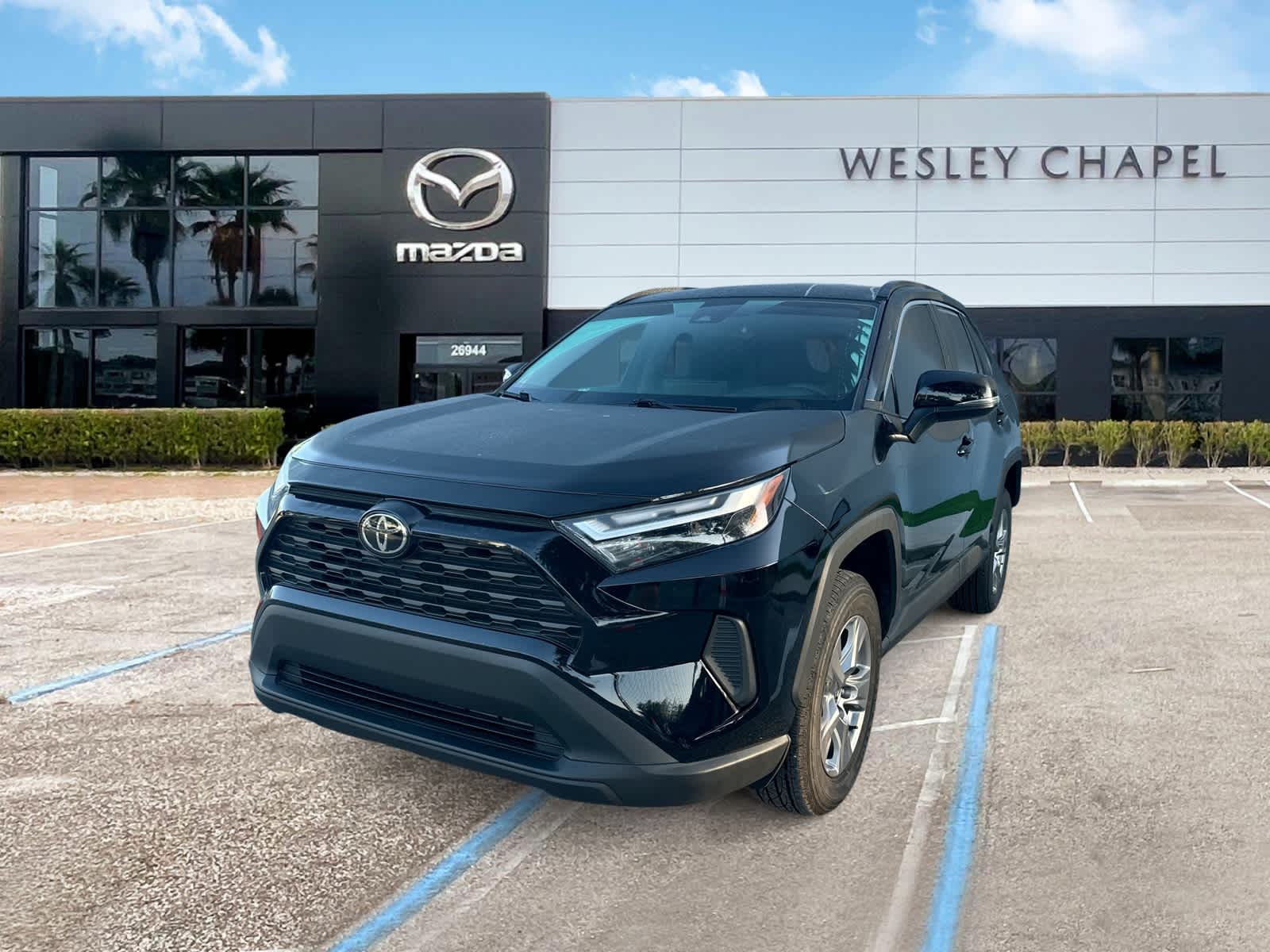 2023 Toyota RAV4 XLE