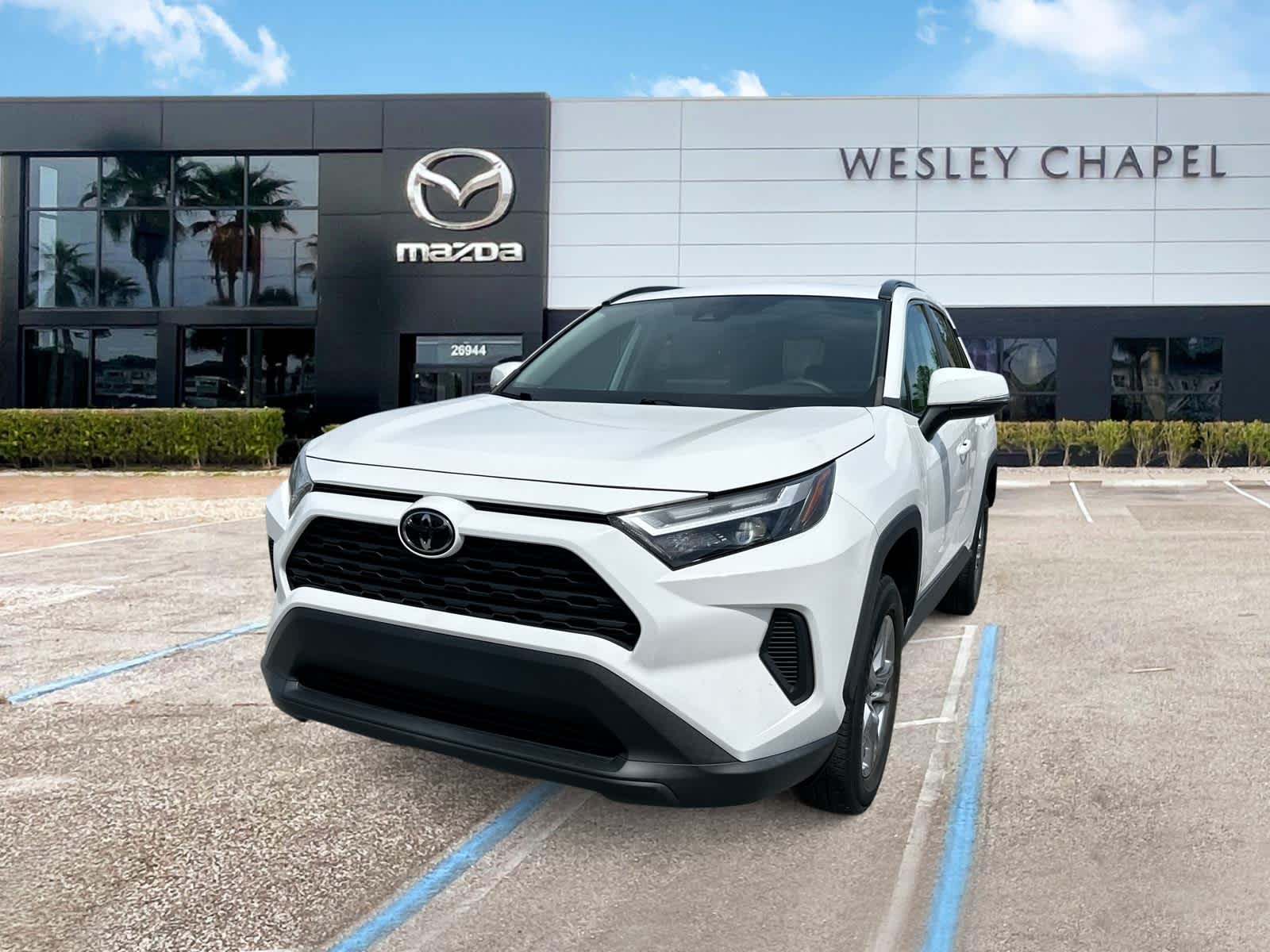 2022 Toyota RAV4 XLE