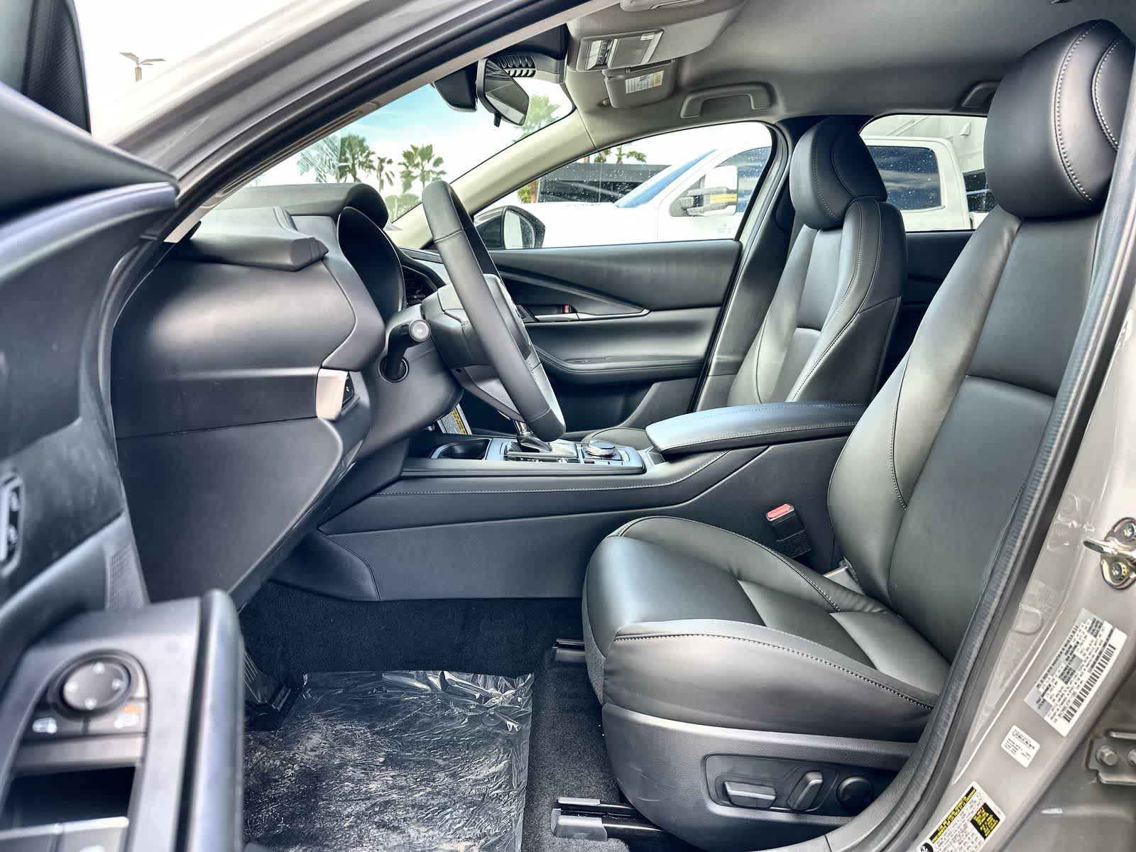 to.ar3ページ New Aero Gray Metallic 2026 Mazda CX-30 2.5 S Select Sport AWD for