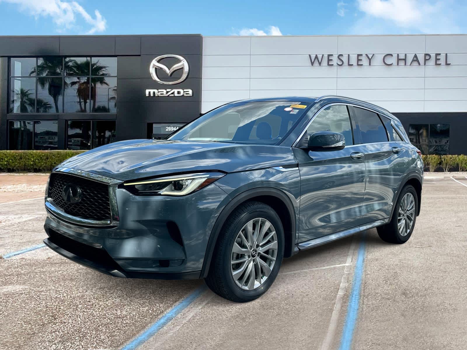 2023 INFINITI QX50 LUXE