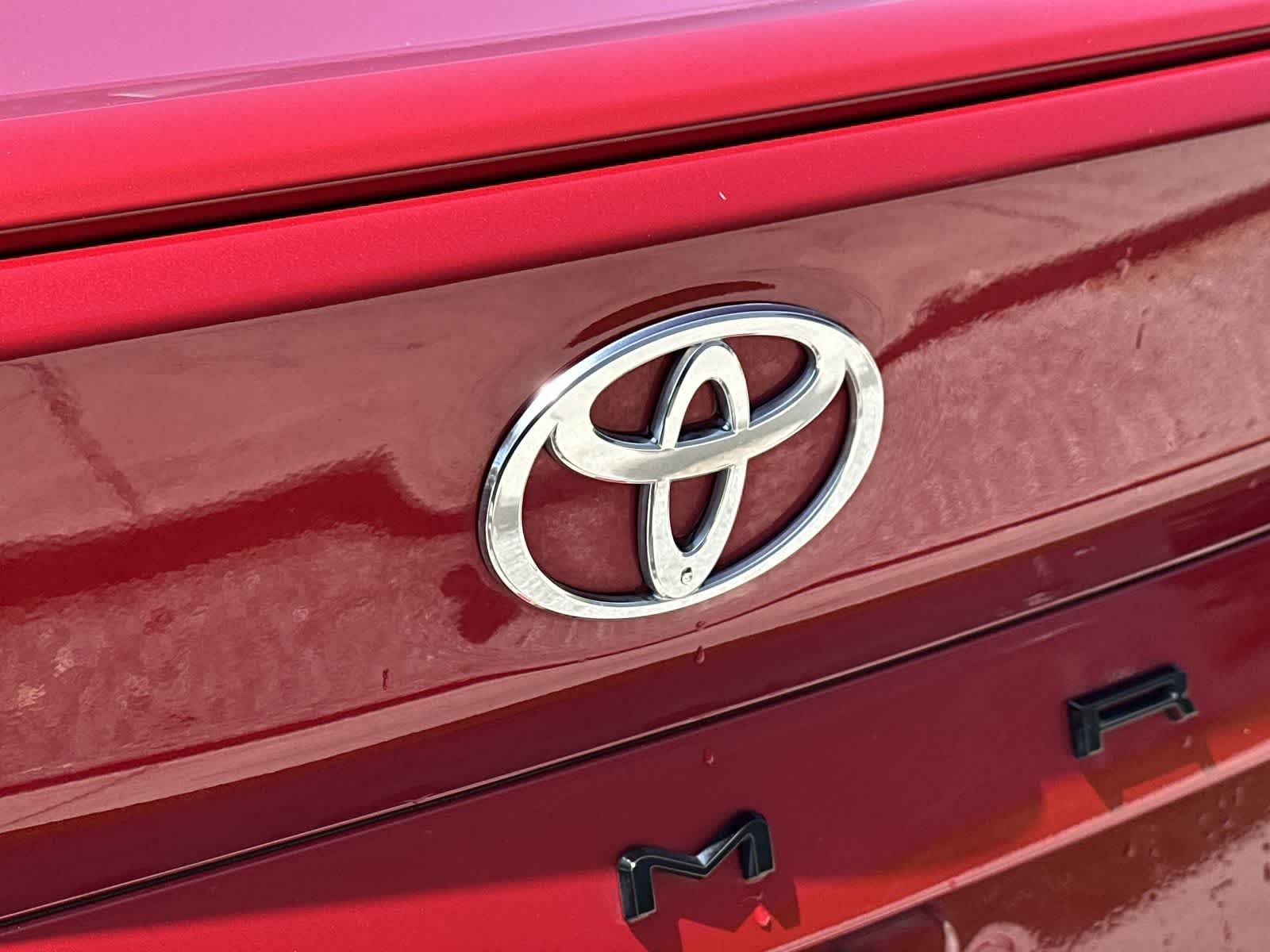 2025 Toyota Camry SE - Photo 14