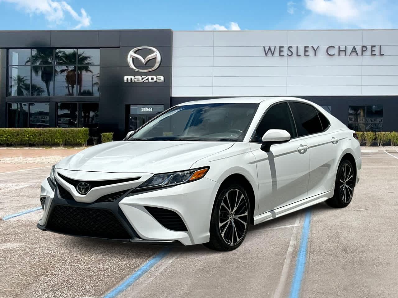 2020 Toyota Camry SE