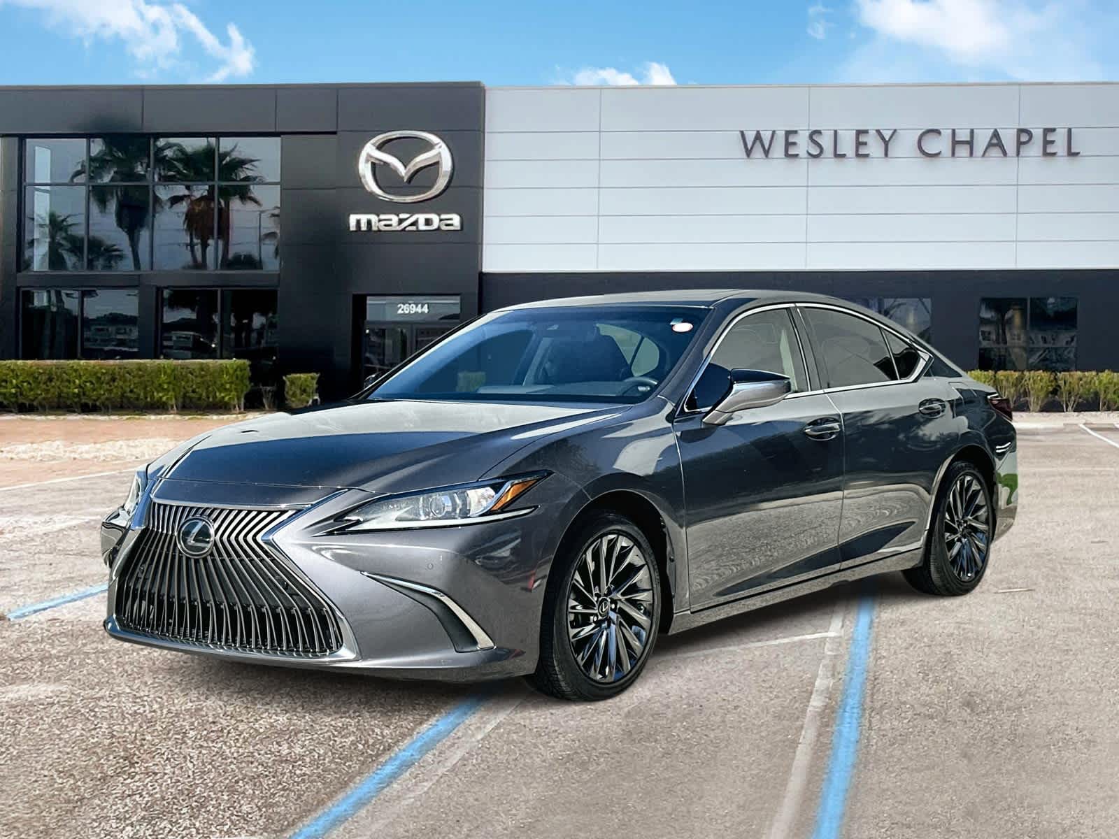 2019 Lexus ES 