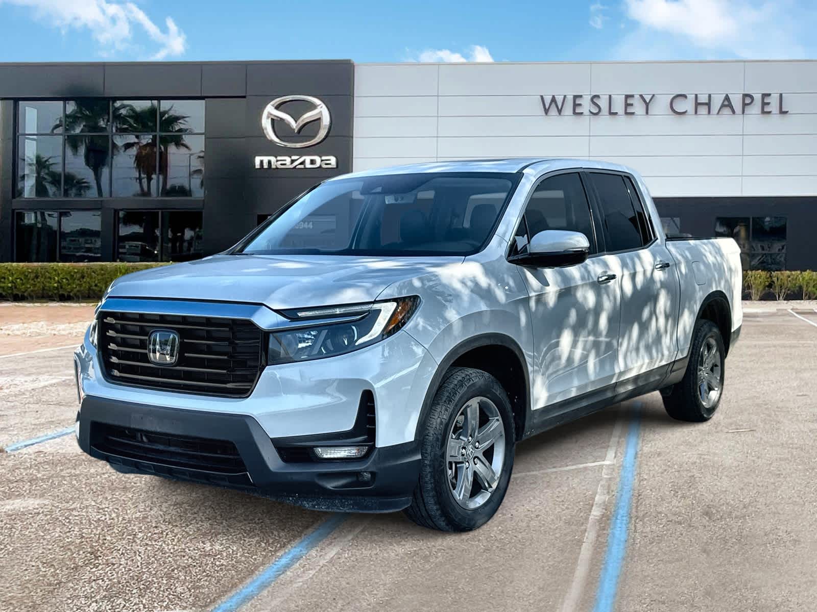 Platinum White Pearl 2023 Honda Ridgeline RTL-E AWD Pickup Truck All-Wheel Drive 9-Speed Automatic