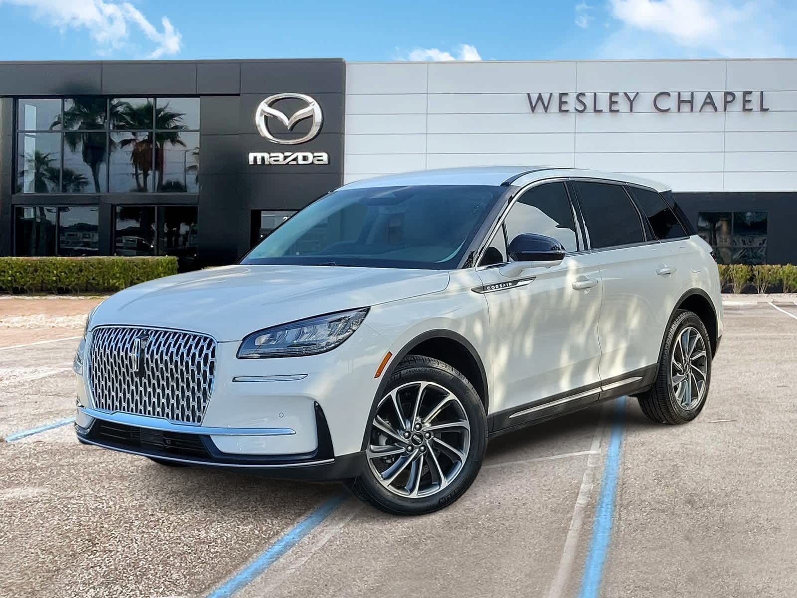 2023 Lincoln Corsair Standard