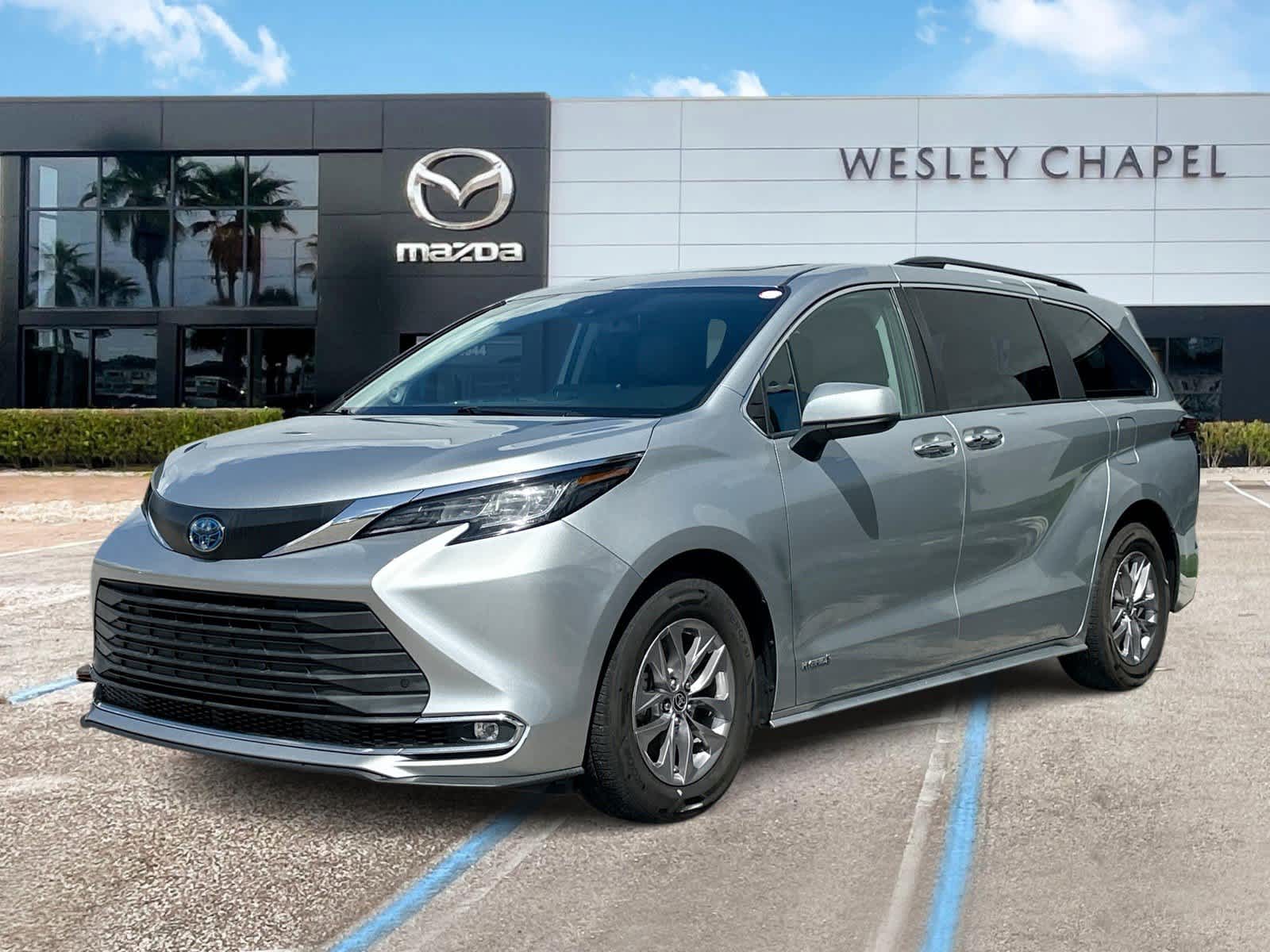 2021 Toyota Sienna XLE