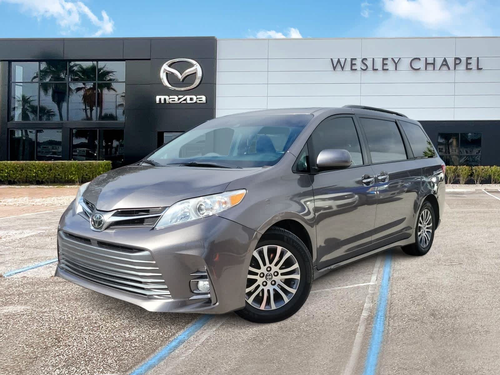 2018 Toyota Sienna XLE