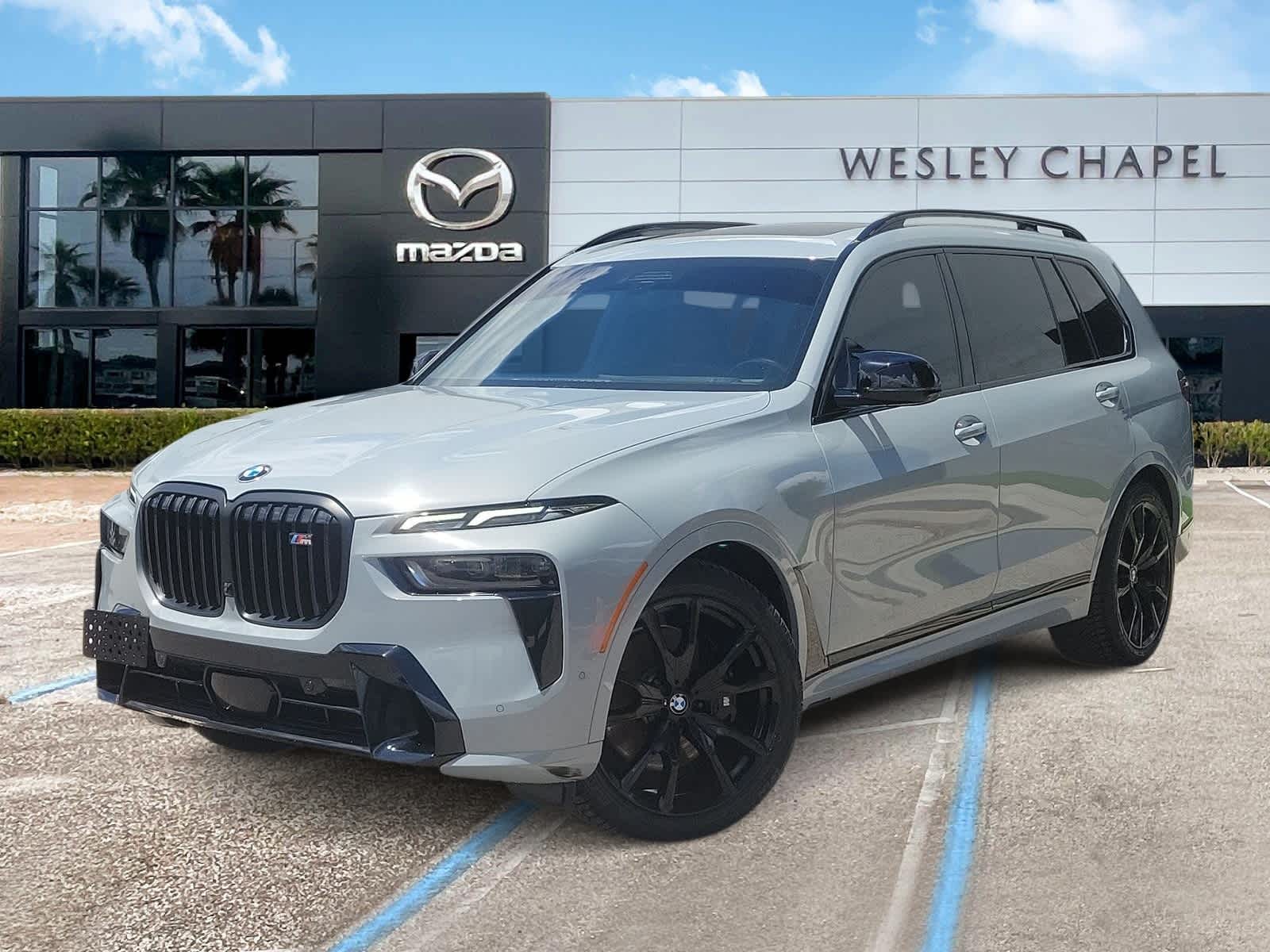 2024 BMW X7 M60i