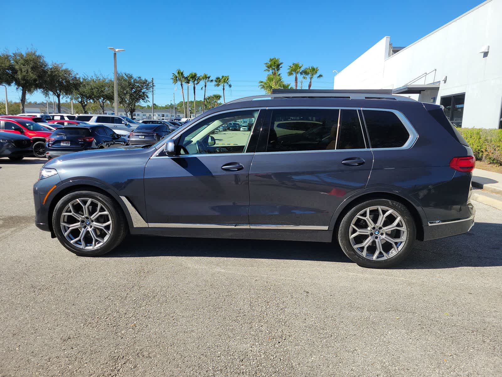 Used 2021 BMW X7 40i with VIN 5UXCW2C00M9G55152 for sale in Wesley Chapel, FL