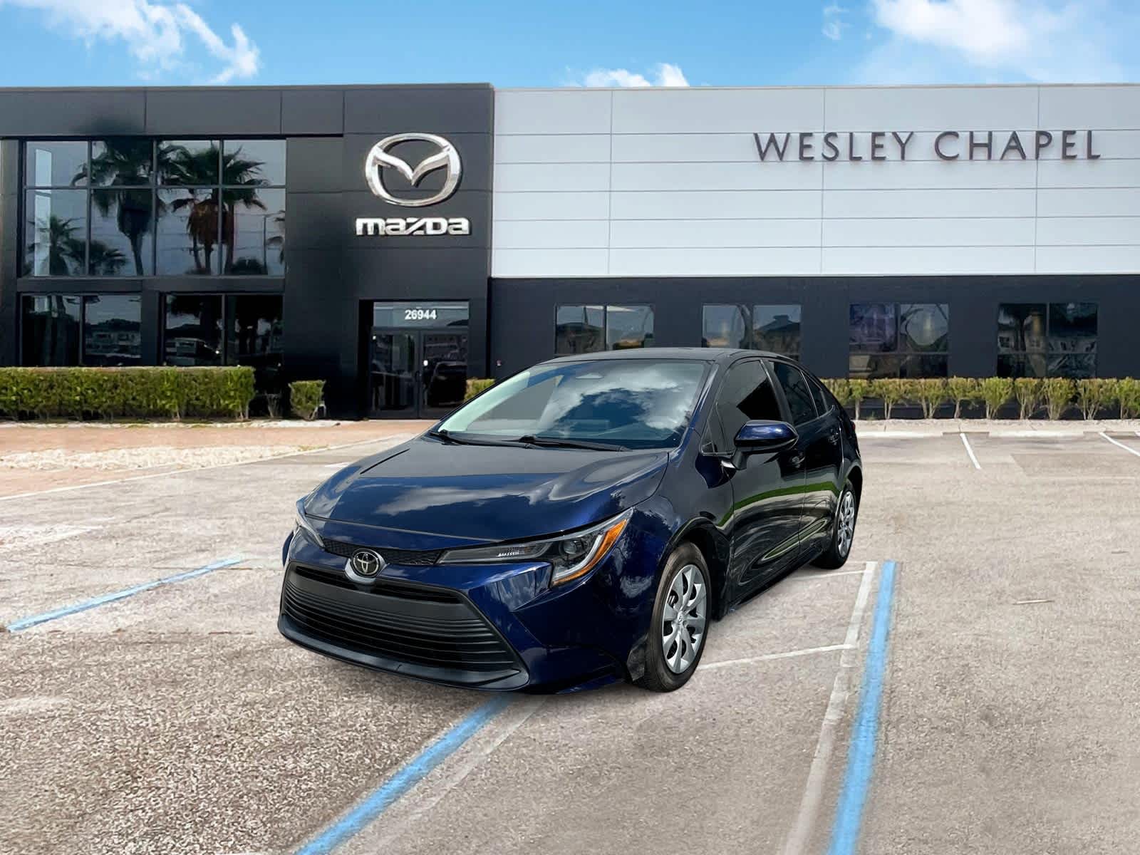 Toyota Corolla LE 2023