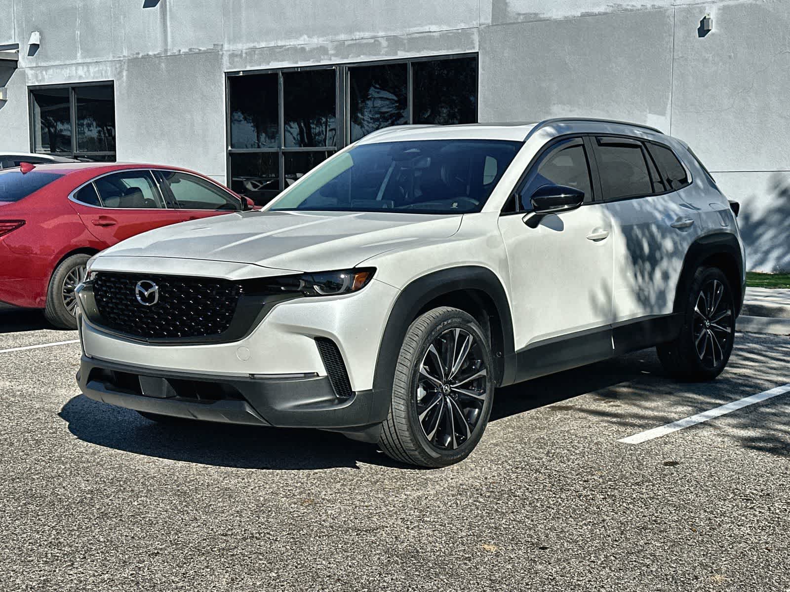 2025 Mazda CX-50 Premium Plus's photo