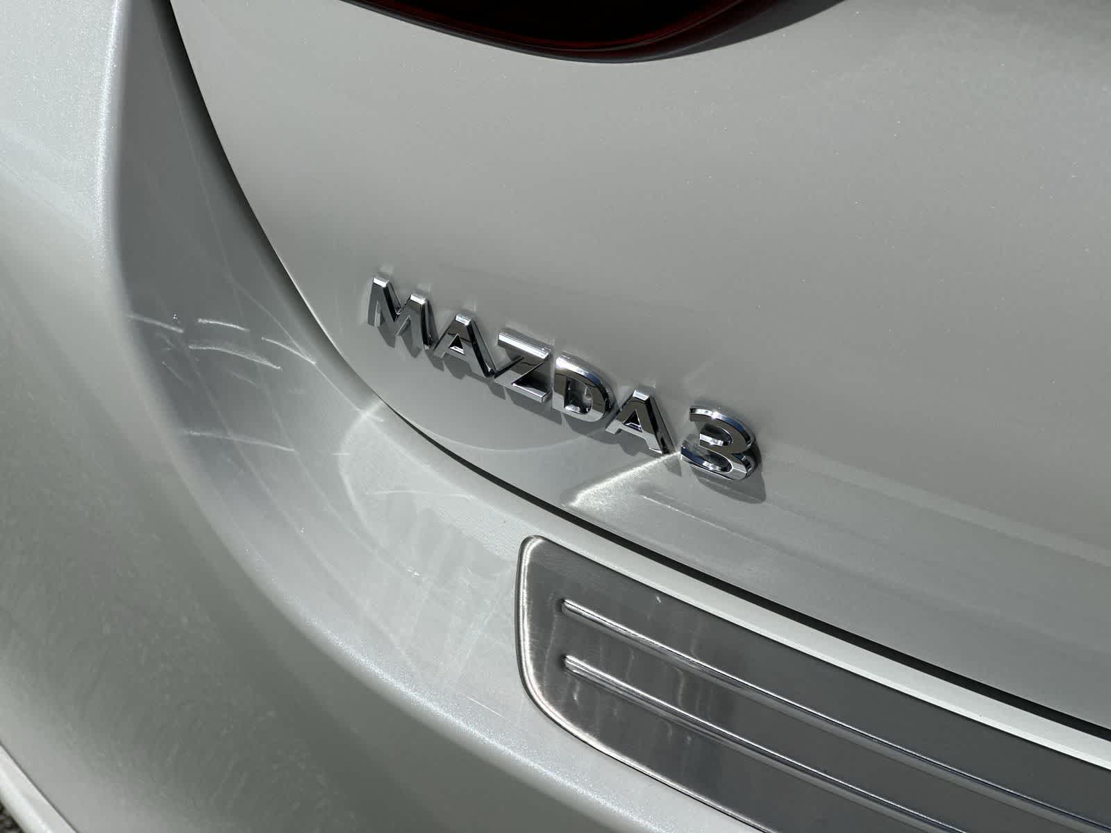 New Snowflake White Pearl Mica 2026 Mazda MAZDA3 Sedan 2.5 S
