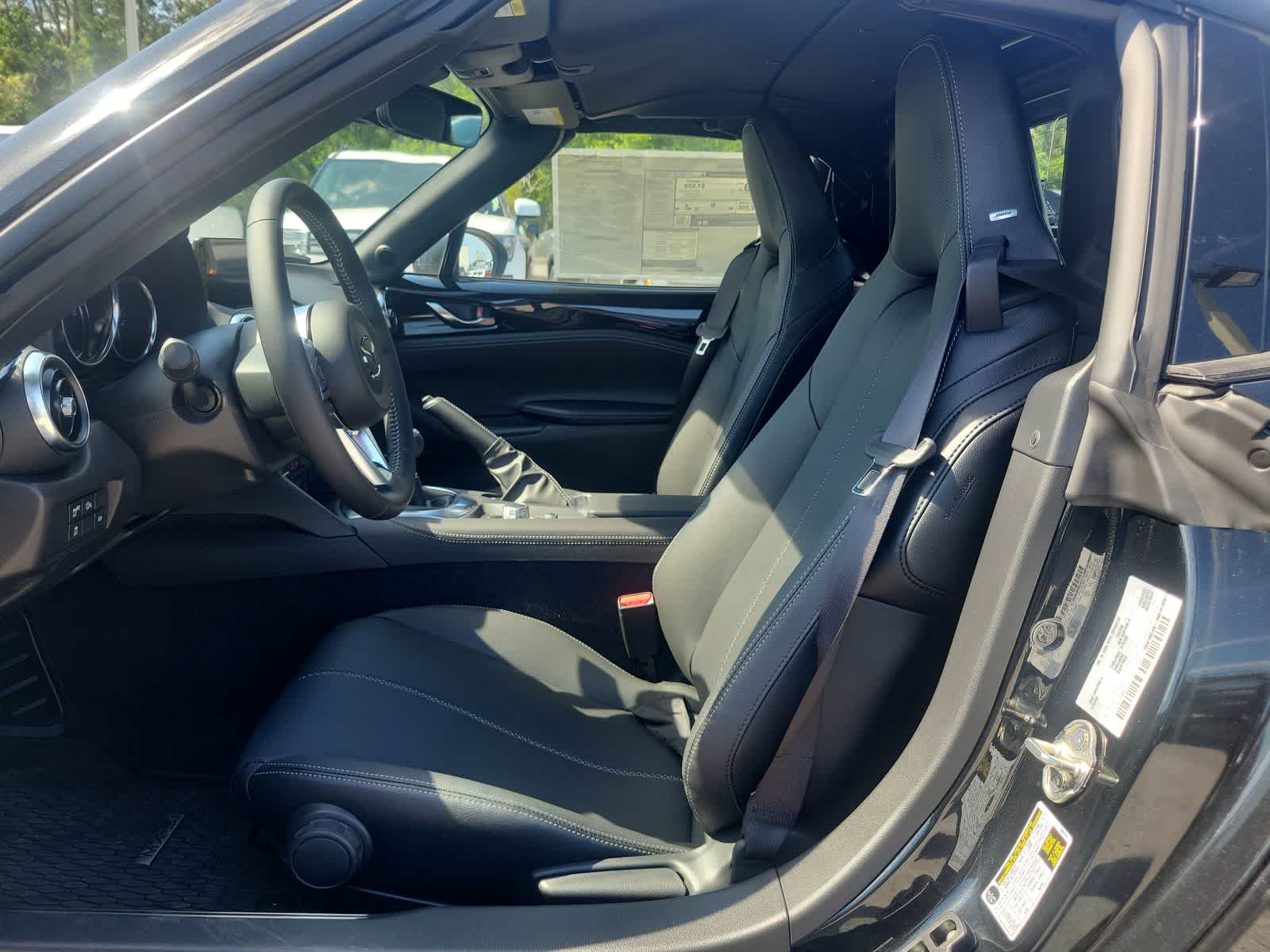 2025 Mazda MX-5 Miata Miata RF Grand Touring photo 13