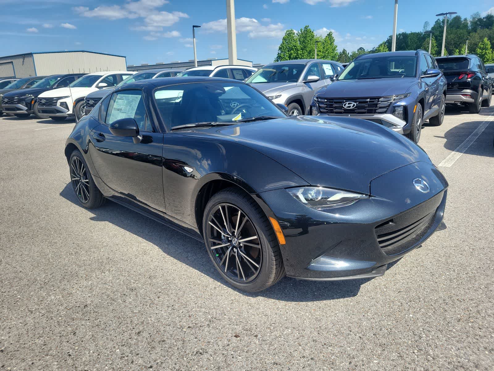 2025 Mazda MX-5 Miata Miata RF Grand Touring photo 10