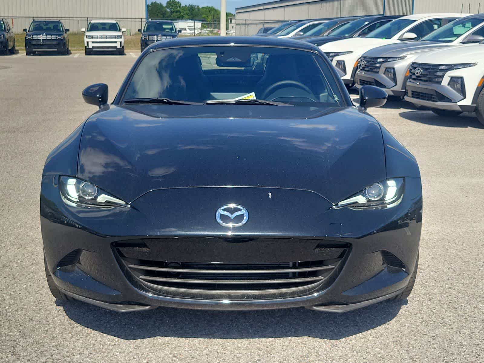 2025 Mazda MX-5 Miata Miata RF Grand Touring photo 9