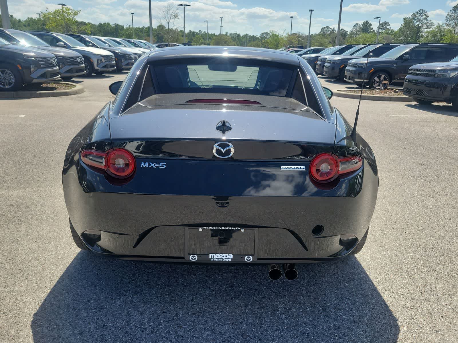 2025 Mazda MX-5 Miata Miata RF Grand Touring photo 8