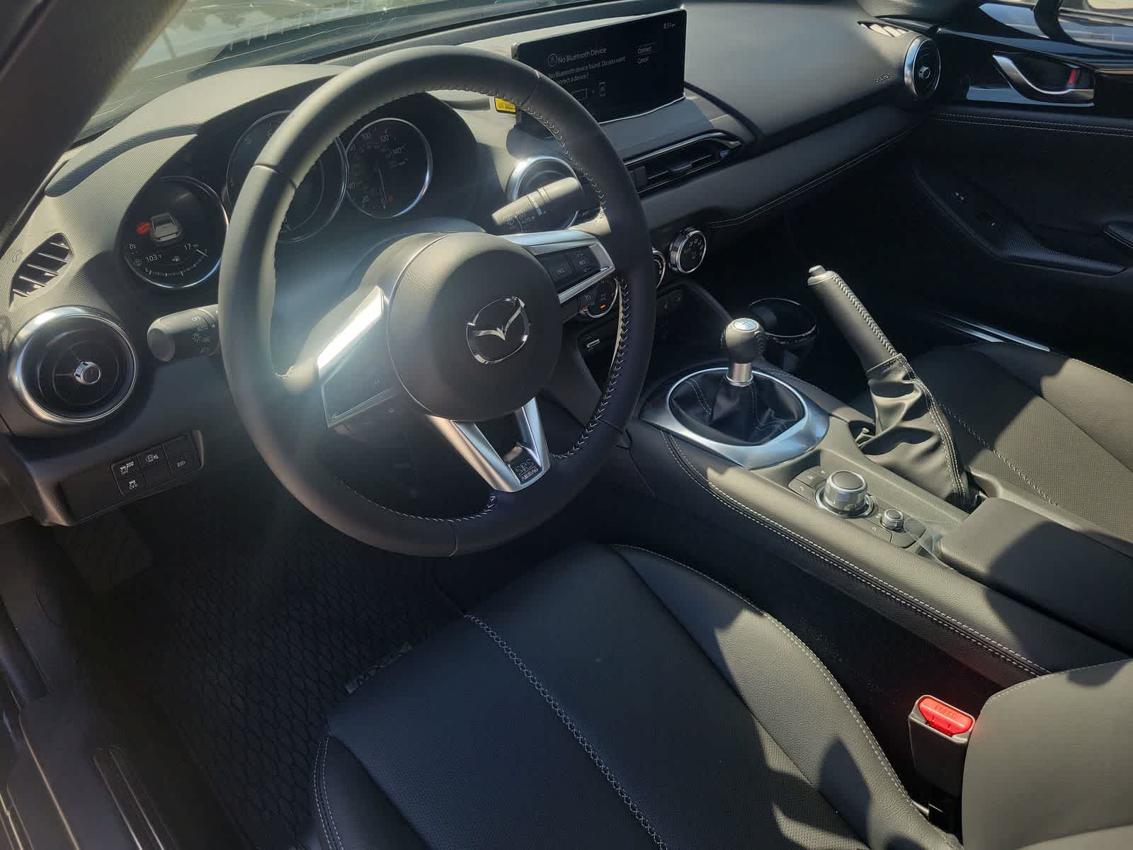 2025 Mazda MX-5 Miata Miata RF Grand Touring photo 14