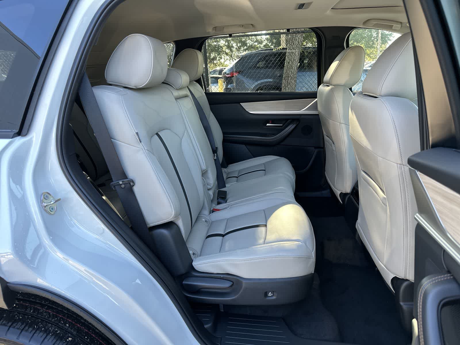 New Rhodium White Premium 2026 Mazda CX-90 3.3 Turbo Preferred AWD
