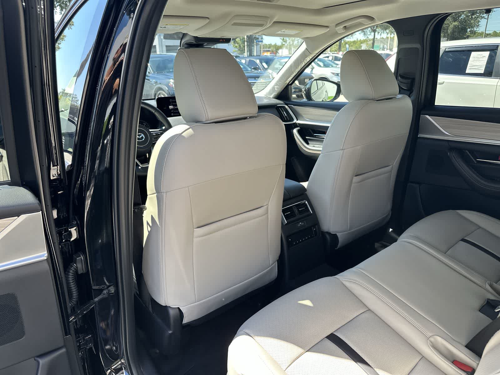 セグウィンページ New Jet Black Mica 2026 Mazda CX-90 3.3 Turbo Preferred AWD for