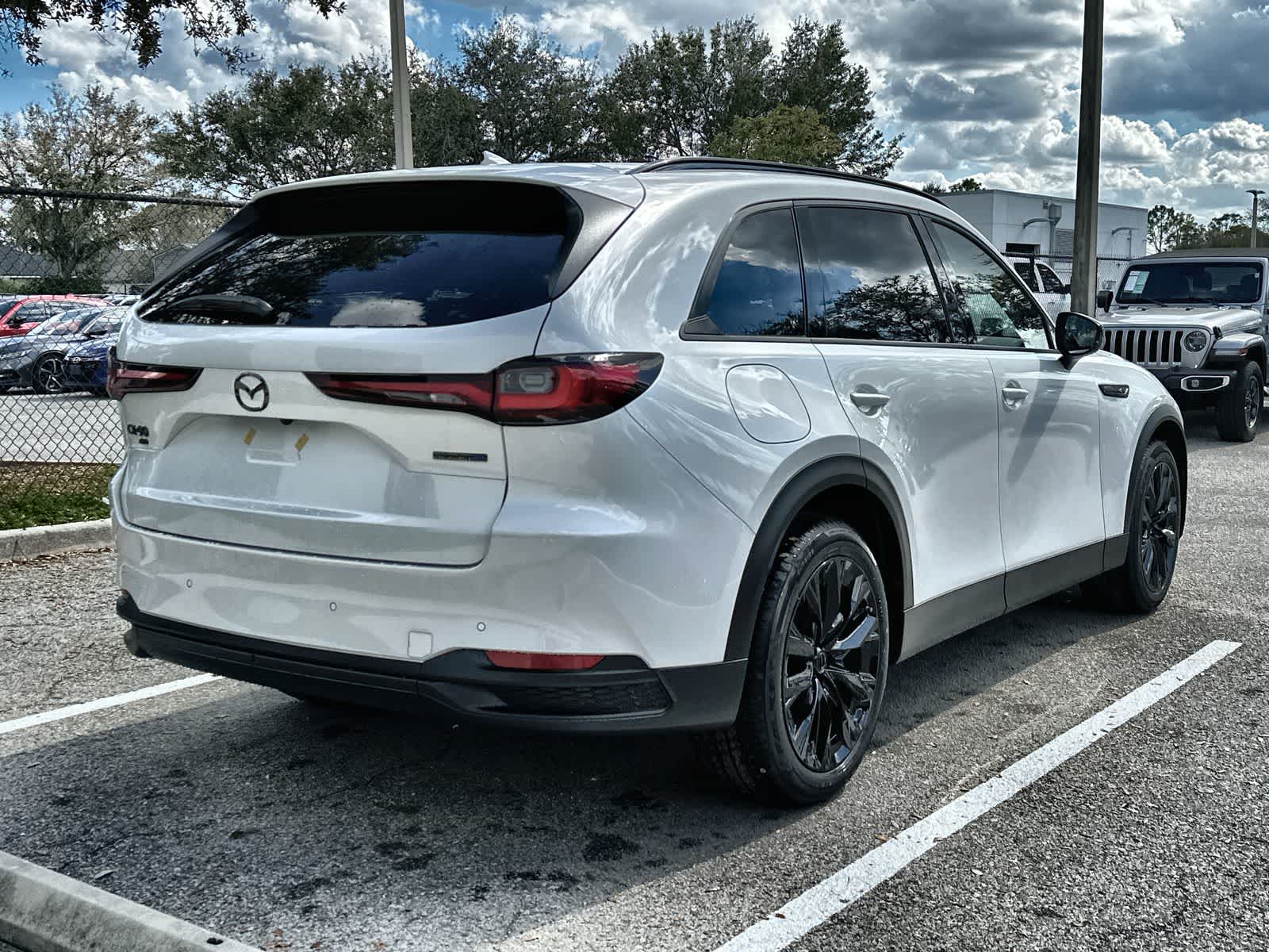 New Rhodium White Premium 2026 Mazda CX-90 Plug-In Hybrid Premium