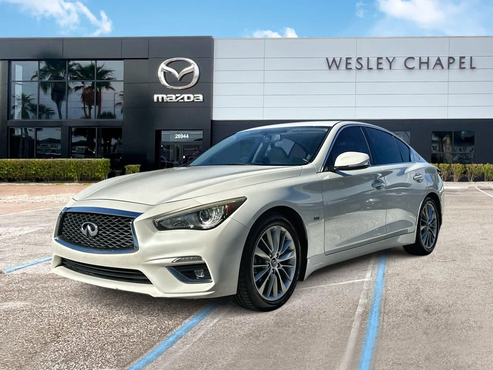 2018 INFINITI Q50 LUXE