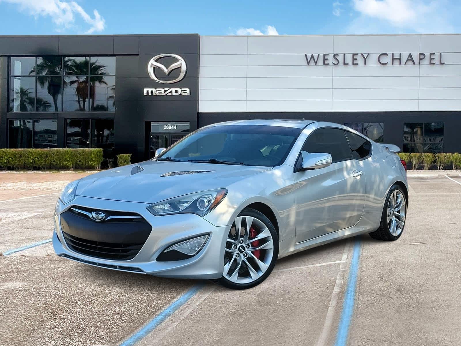 2013 Hyundai Genesis 3.8 Track