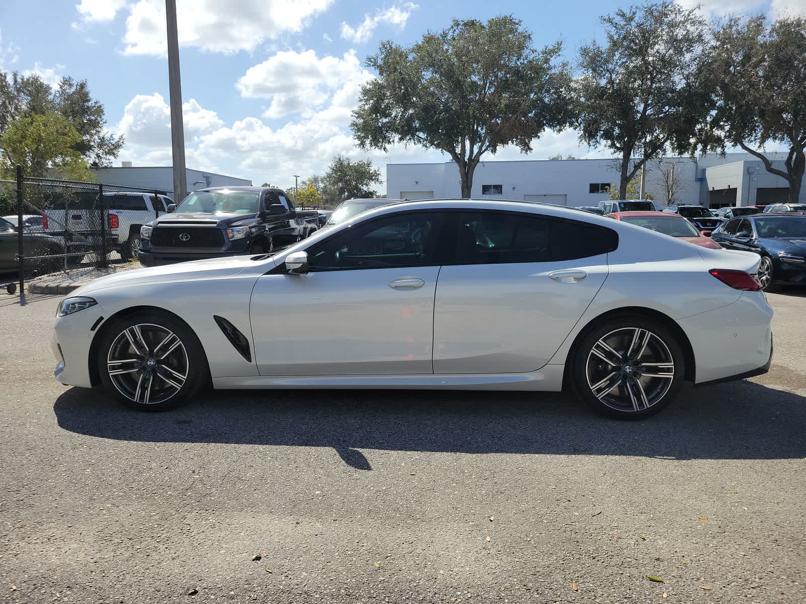 Used 2022 BMW 8 Series M850i with VIN WBAGV8C0XNCH72747 for sale in Wesley Chapel, FL