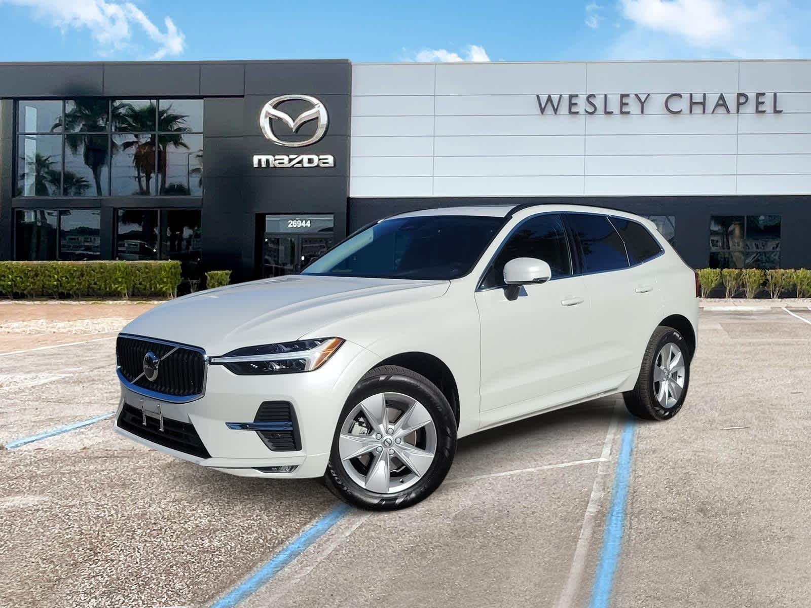 2022 Volvo XC60 Momentum