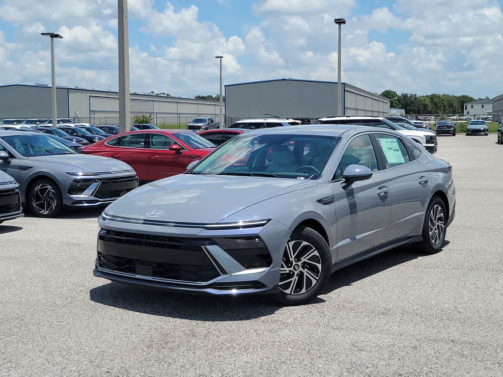 2026 Hyundai Sonata Hybrid