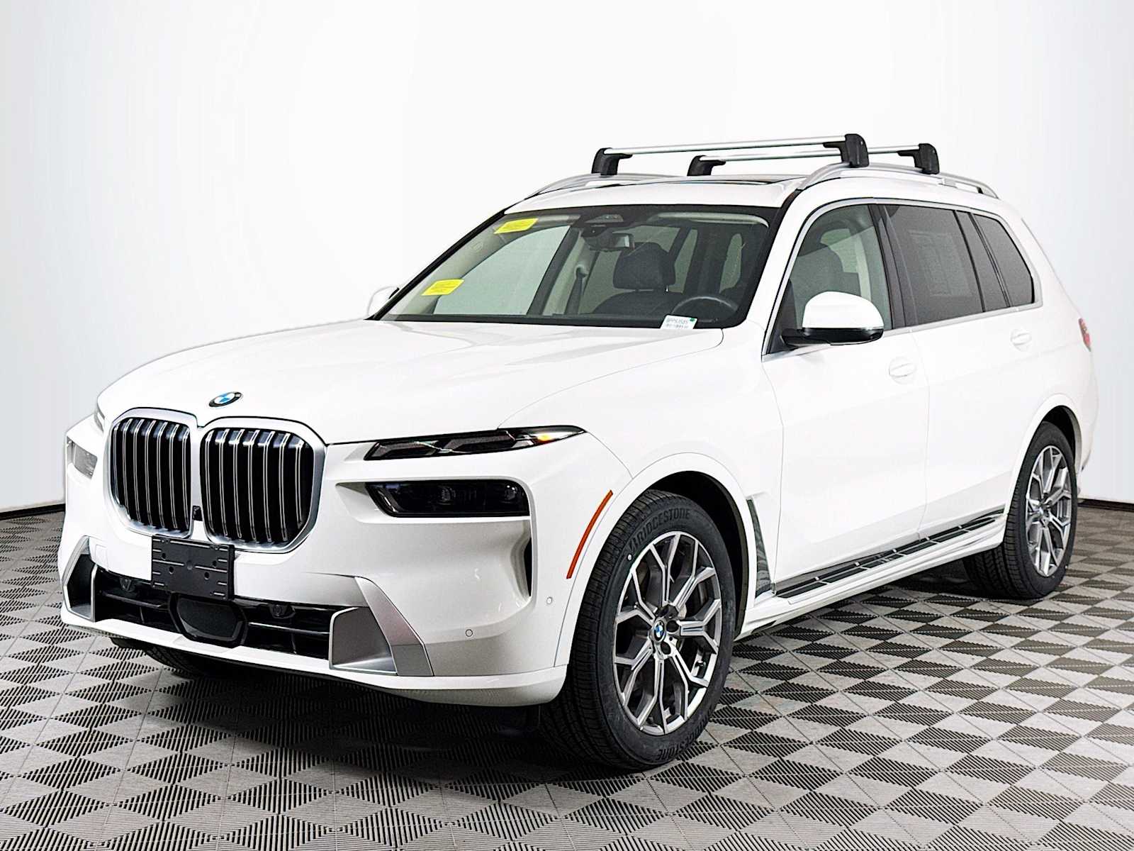2023 BMW X7