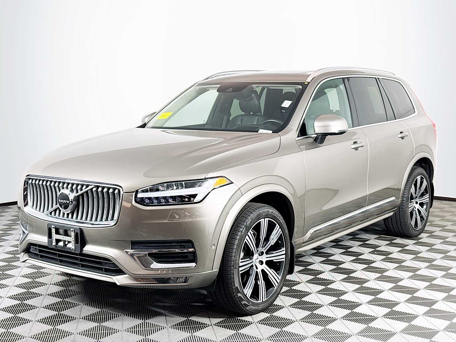 2021 Volvo XC90 Inscription's photo