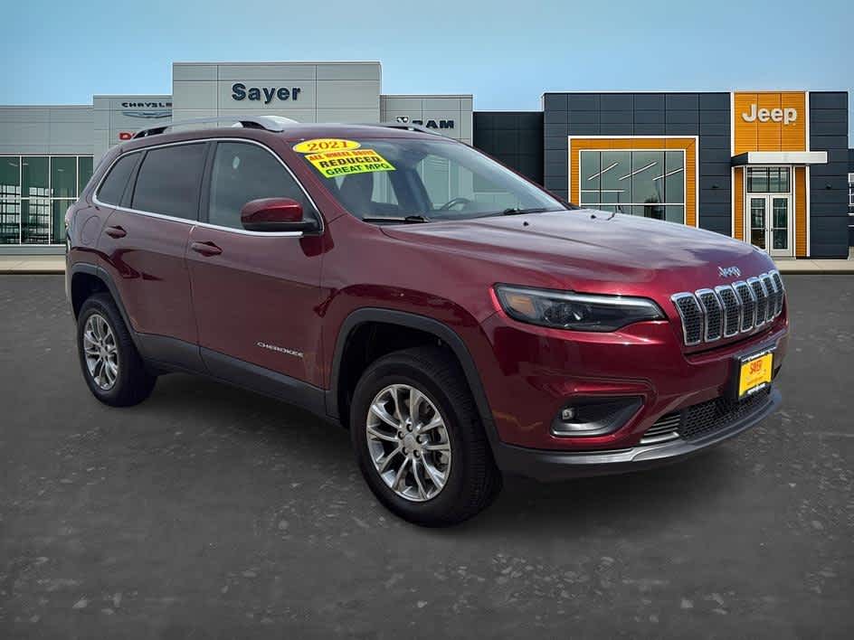 Velvet Red Pearlcoat 2021 Jeep Cherokee Latitude Lux 4WD SUV / Crossover Four-Wheel Drive 9-Speed Automatic