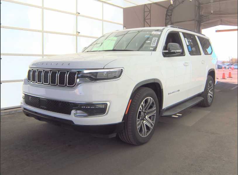 Bright White Clearcoat 2025 Jeep Wagoneer L 4WD SUV / Crossover Four-Wheel Drive Automatic