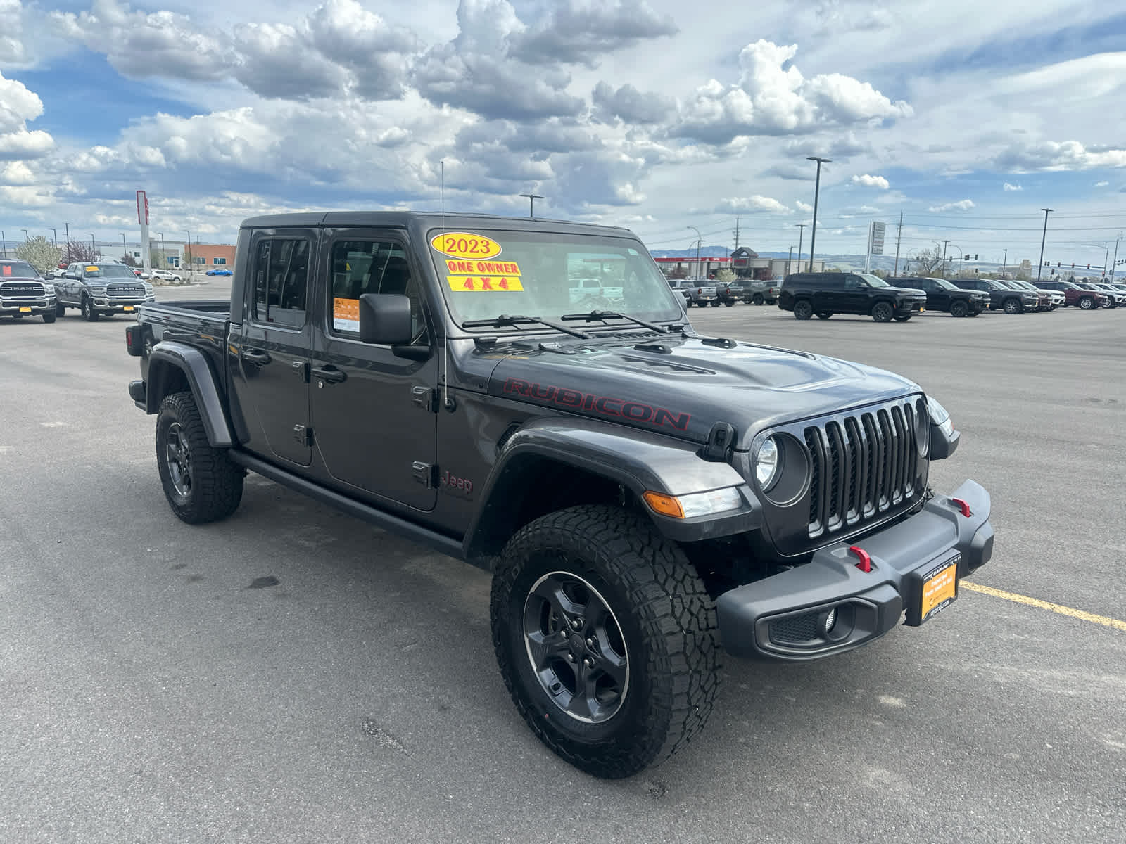 Gray (Granite Crystal Metallic Clearcoat) 2023 Jeep Gladiator Rubicon Crew Cab 4WD Pickup Truck Four-Wheel Drive 8-Speed Automatic