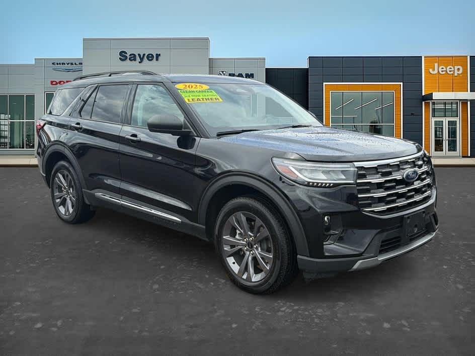 Agate Black 2025 Ford Explorer SUV / Crossover All-Wheel Drive Automatic
