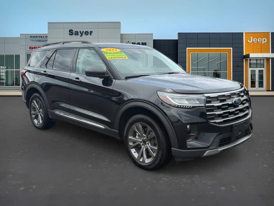 Agate Black 2025 Ford Explorer SUV / Crossover All-Wheel Drive Automatic