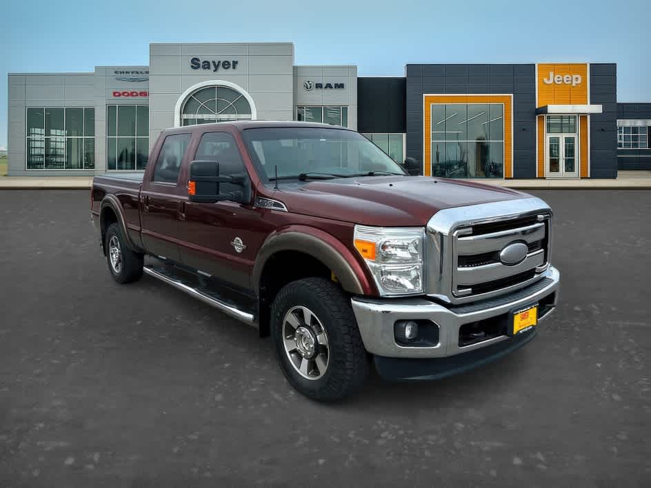 Bronze Fire/Caribou 2016 Ford F-250 Super Duty Lariat Crew Cab 4WD Pickup Truck Four-Wheel Drive 6-Speed Automatic