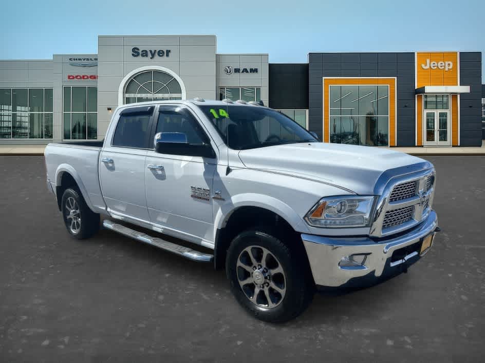 2014 RAM 3500 Laramie Crew Cab 4WD