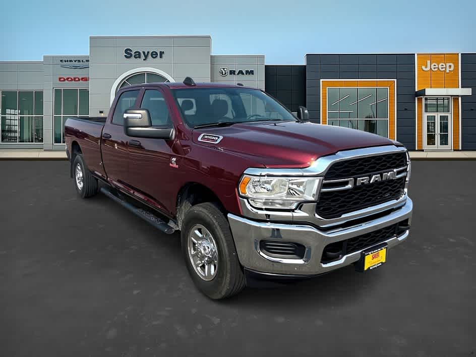 2024 RAM 3500 Tradesman Crew Cab LB 4WD