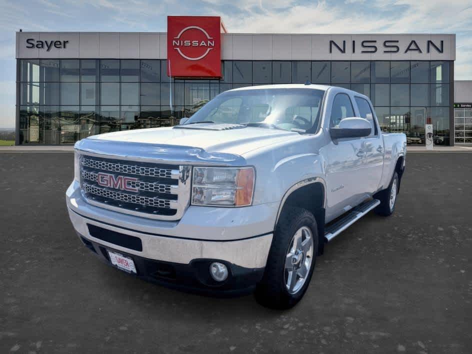 2012 GMC Sierra 2500HD SLT Crew Cab SB 4WD
