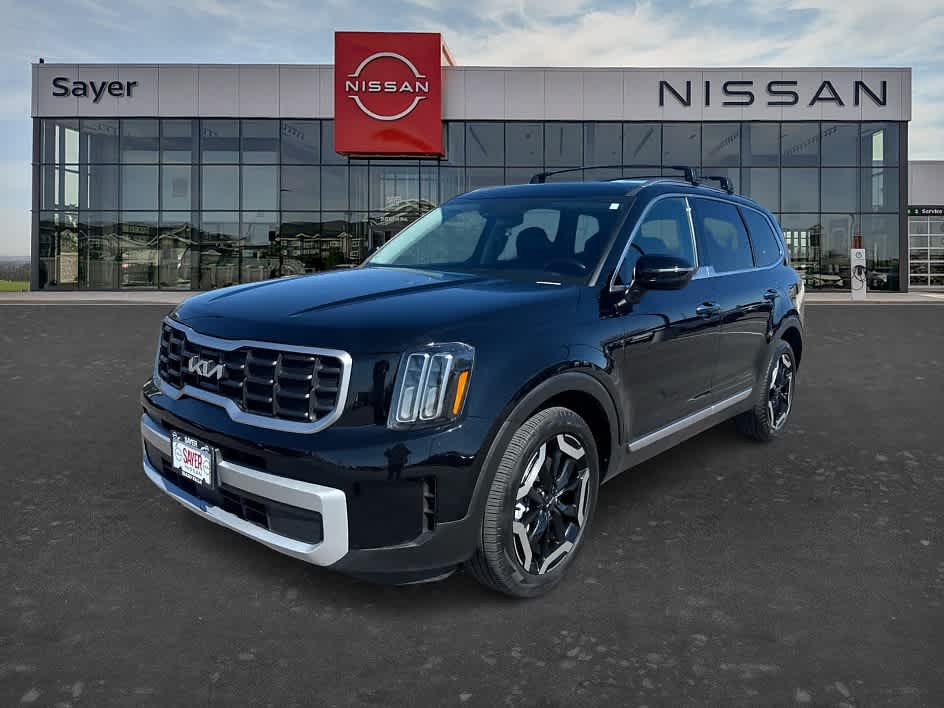 Ebony Black 2025 Kia Telluride S AWD SUV / Crossover All-Wheel Drive 8-Speed Automatic