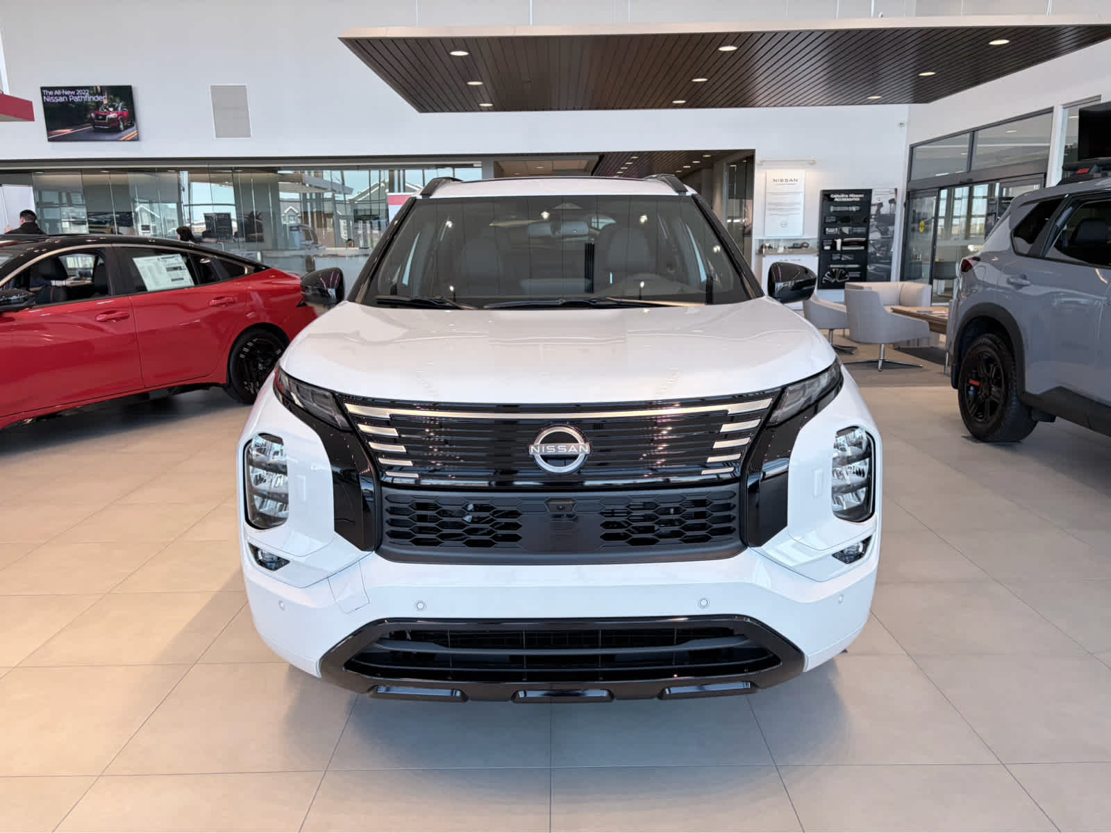 View vehicle photo 2