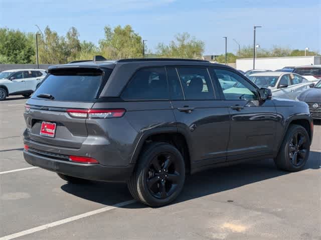 2023 Jeep Grand Cherokee Altitude 6