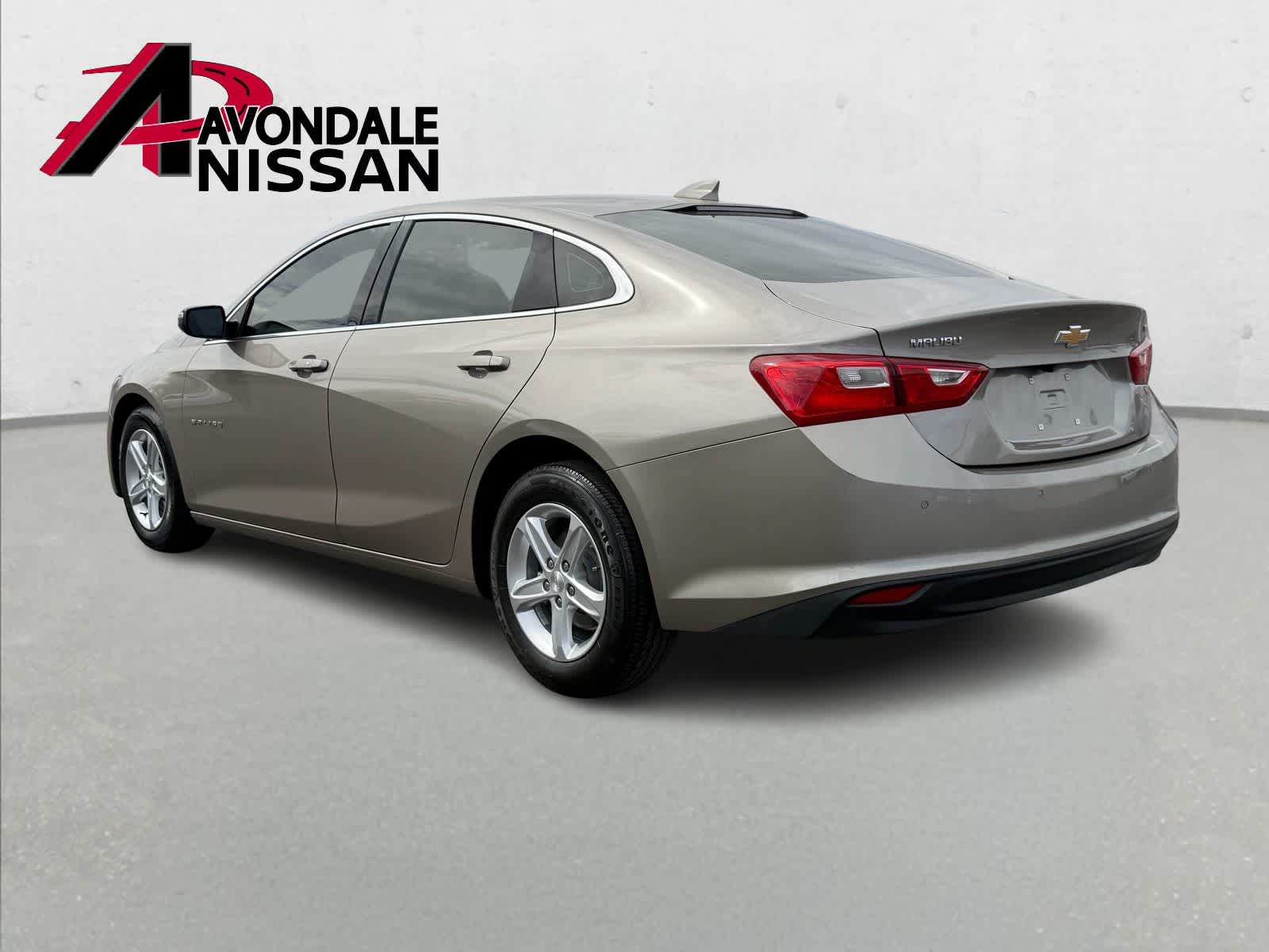 View vehicle photo 4