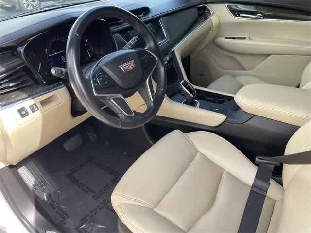 2017 Cadillac XT5 FWD 3