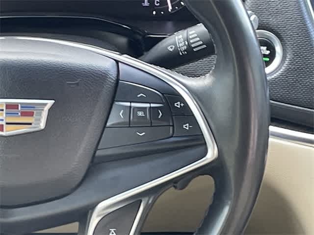 2017 Cadillac XT5 FWD 24