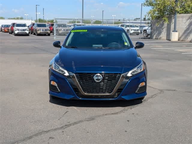 2022 Nissan Altima 2.0 SR 9