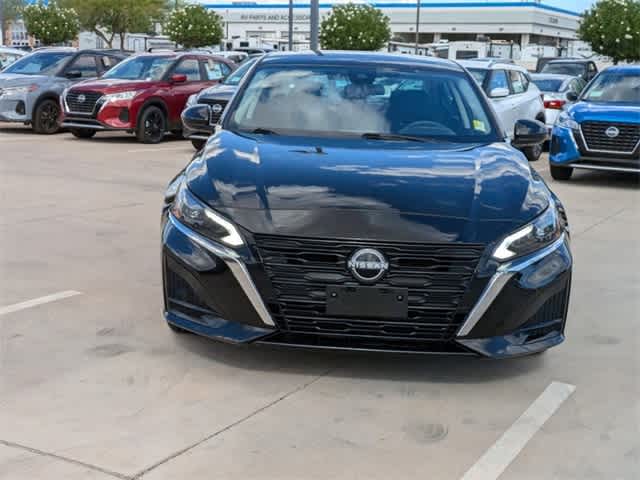 2023 Nissan Altima 2.5 S 9